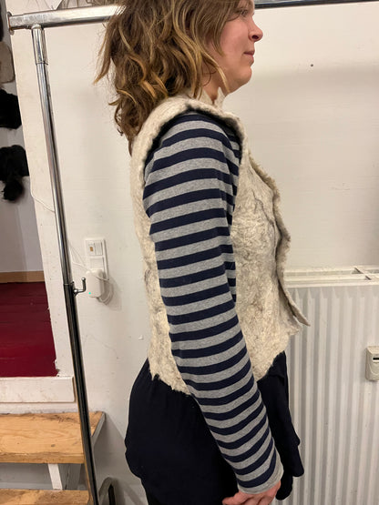 Filtet dobbeltradet vest