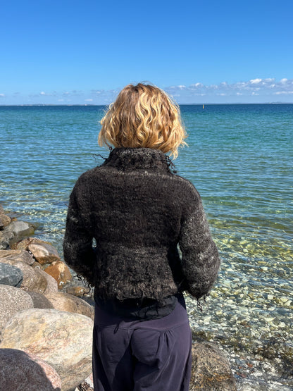 Dogmestrikket krøllet sweater