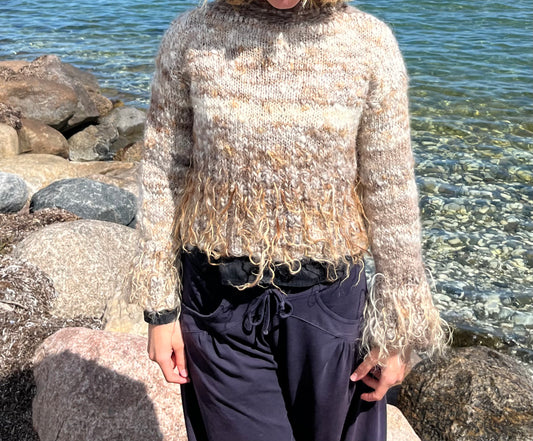 Dogmestrikket krøllet sweater