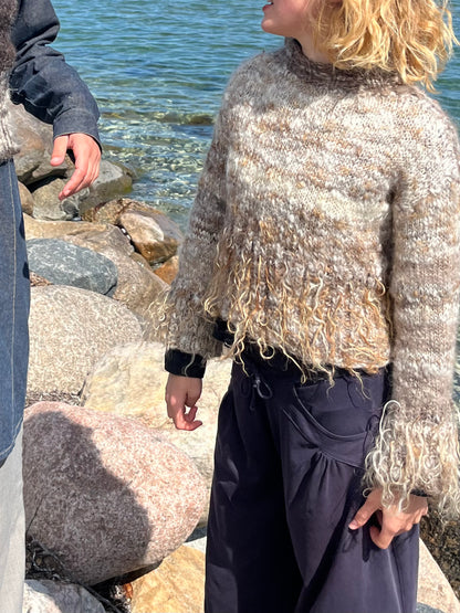 Dogmestrikket krøllet sweater
