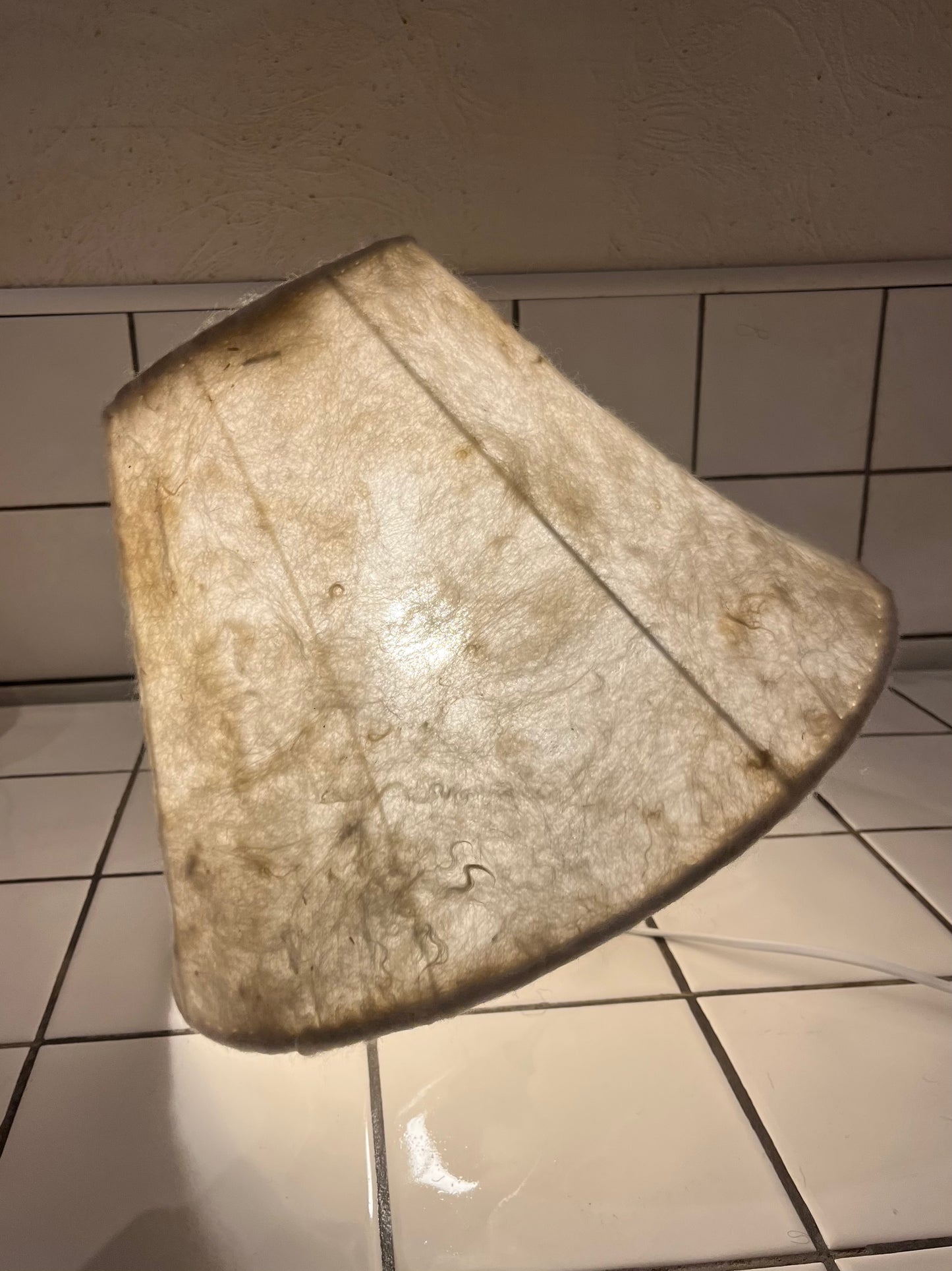 Vådfiltet uldlampeskærm