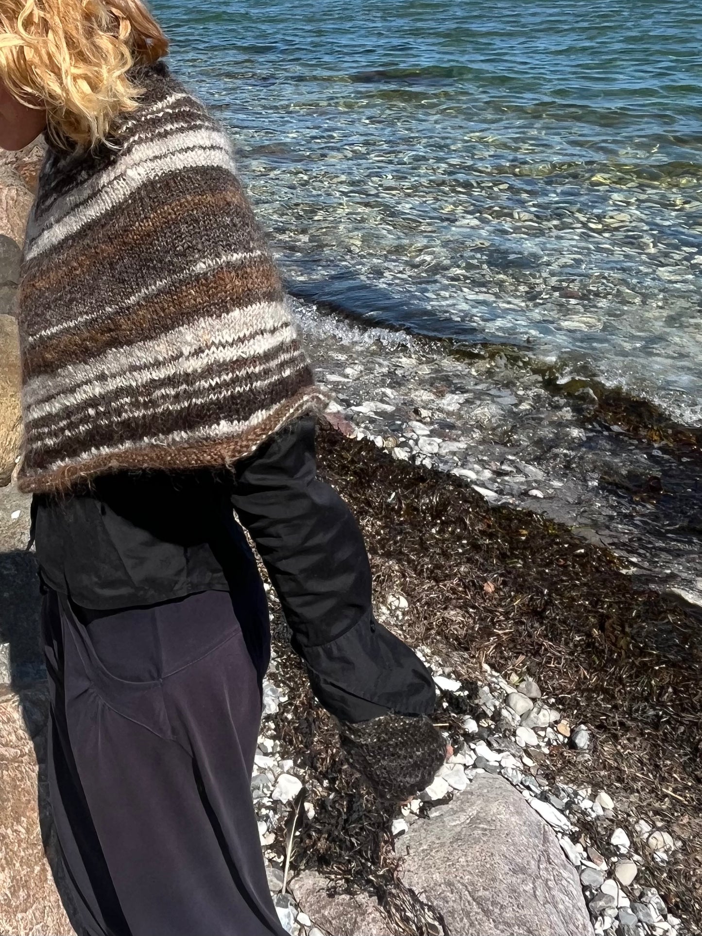 Dogmestrikket poncho