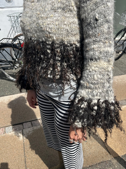 Dogmestrikket krøllet sweater