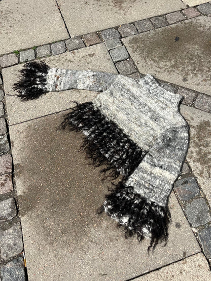 Dogmestrikket krøllet sweater